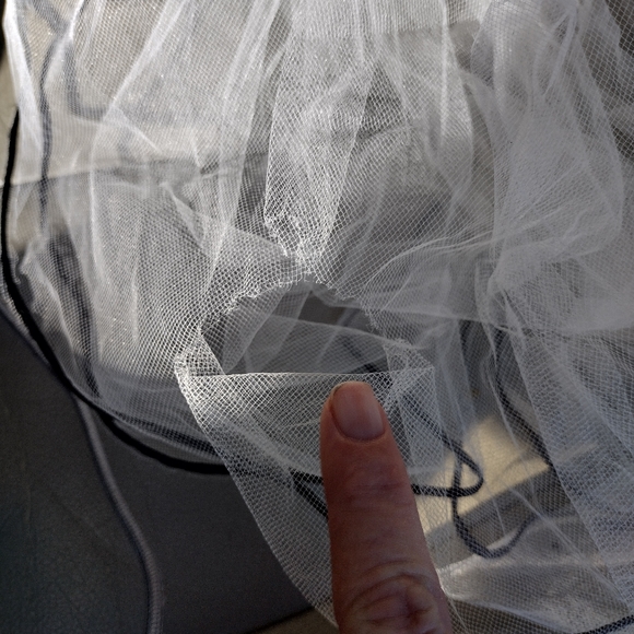 Wedding veil with 3 layers read description! - Picture 9 of 10